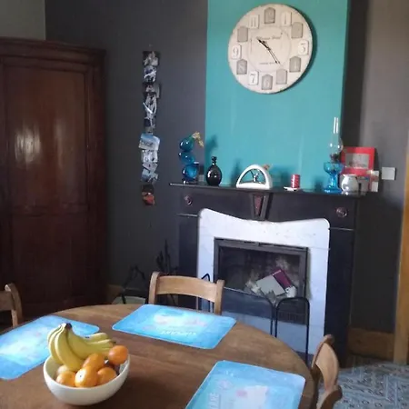 Comme Chez Soi