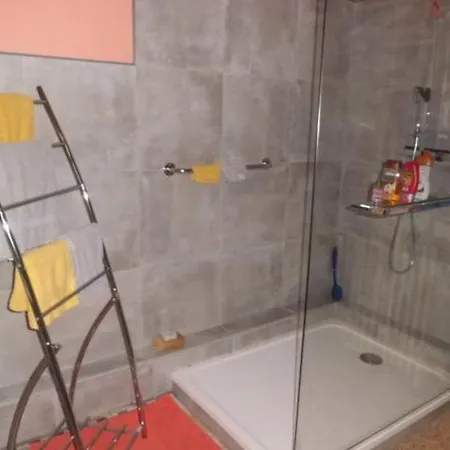 Comme Chez Soi Bed and breakfast La Hestre