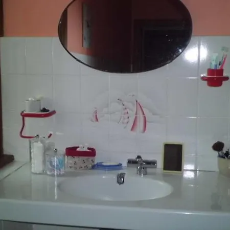 Comme Chez Soi