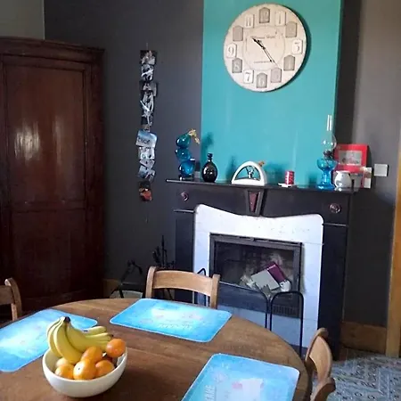 Bed & Breakfast Comme Chez Soi La Hestre
